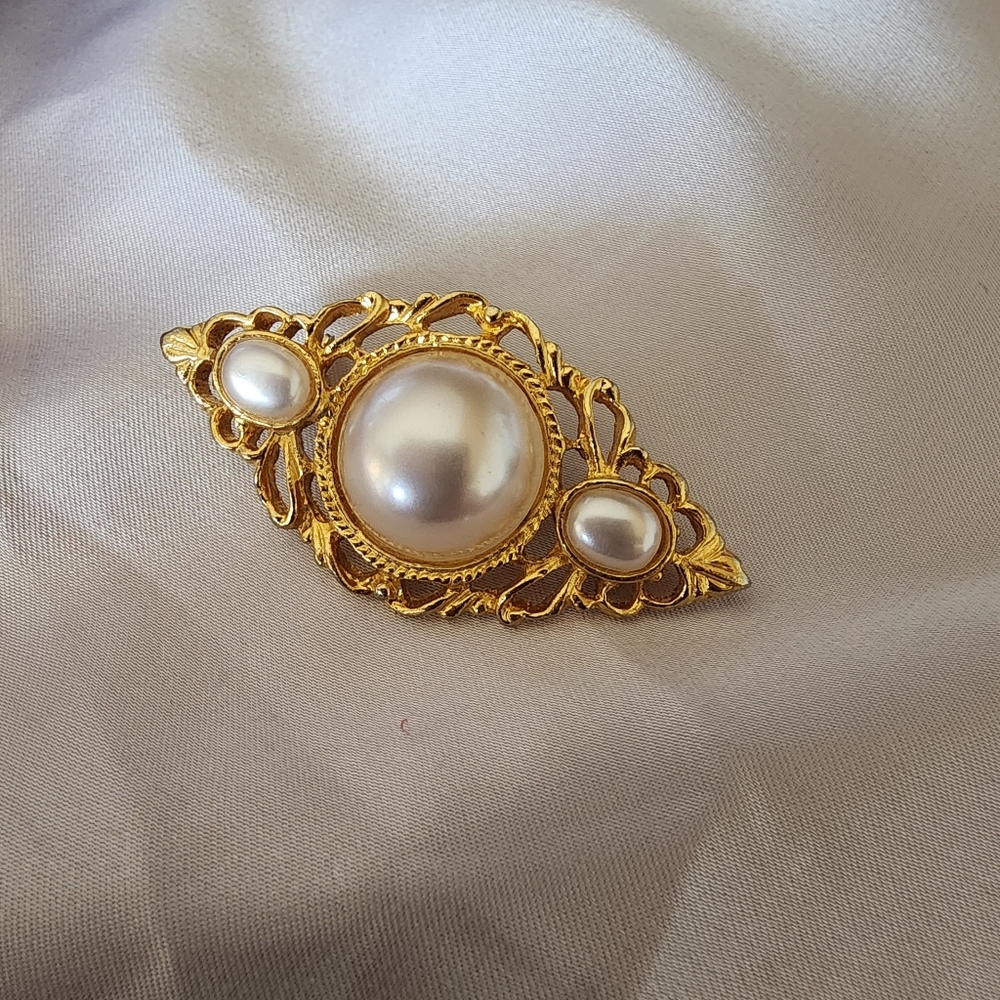 Vintage Faux Pearl Brooch Gold Tone Filigree Frame Faux Pearls 1" X 2"